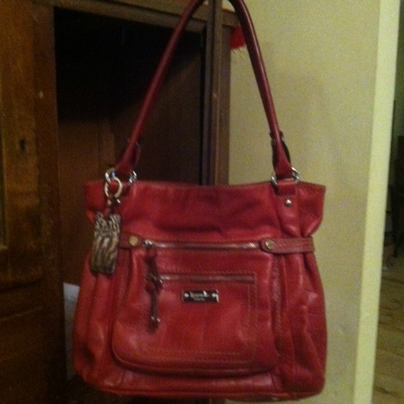 Tignanello Handbags - TIGNANELLO-Red Leather Shoulder Bag